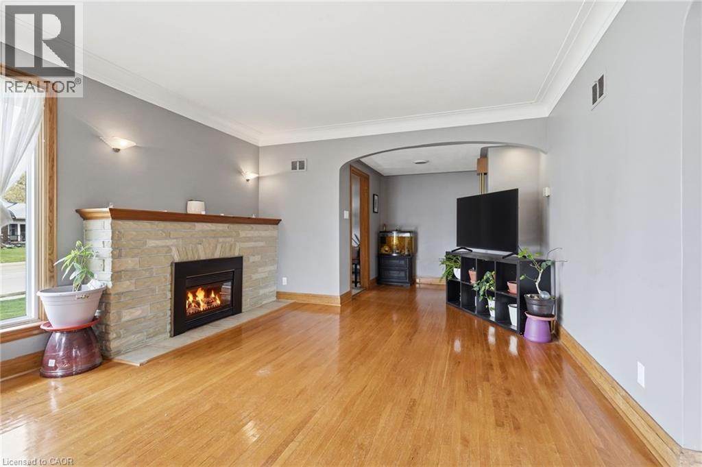 12 Parkview Road, Hagersville, Ontario  N0A 1H0 - Photo 5 - 40824551