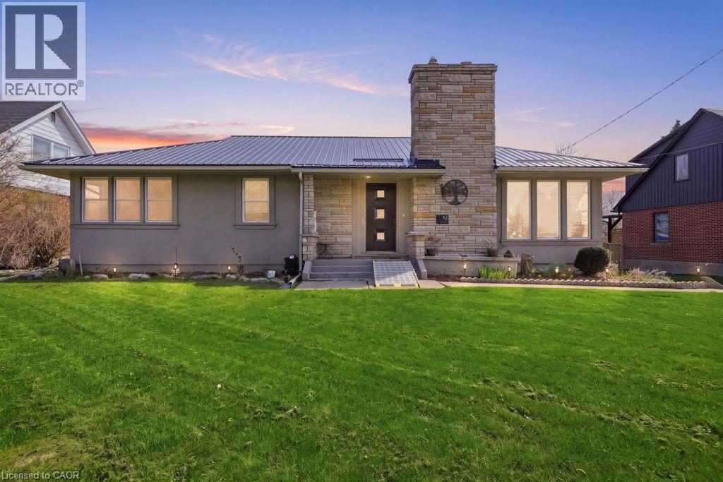 12 PARKVIEW Road, Hagersville, Ontario