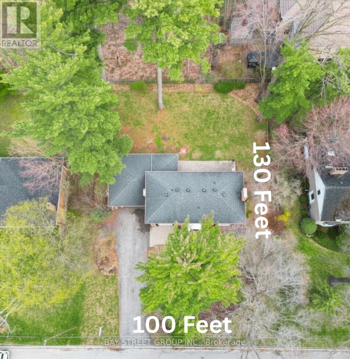 178 Breezy Pines Drive, Mississauga, Ontario  L5B 1B4 - Photo 2 - W13058768