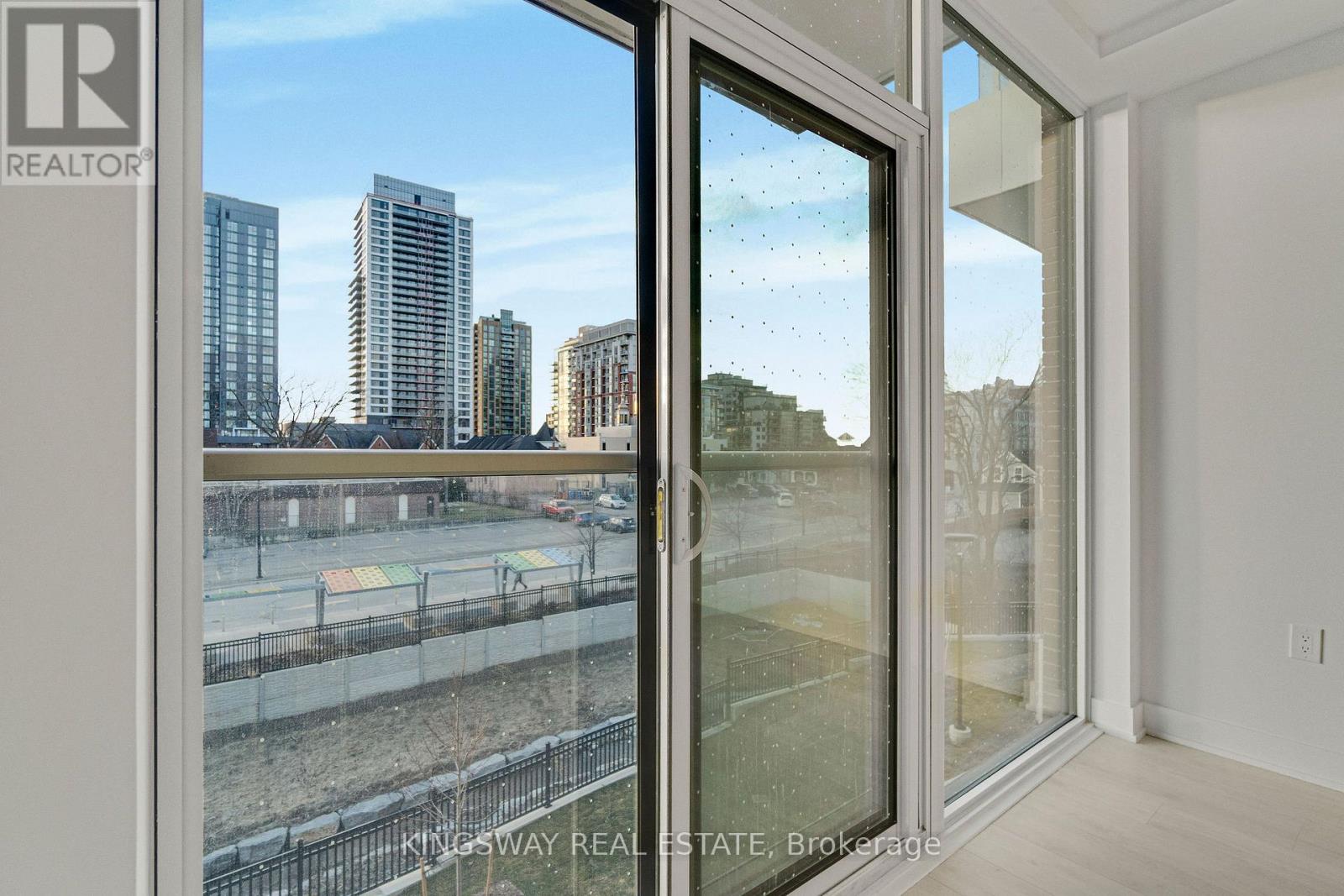 207 - 2088 James Street, Burlington, Ontario  L7R 0H2 - Photo 23 - W13058804