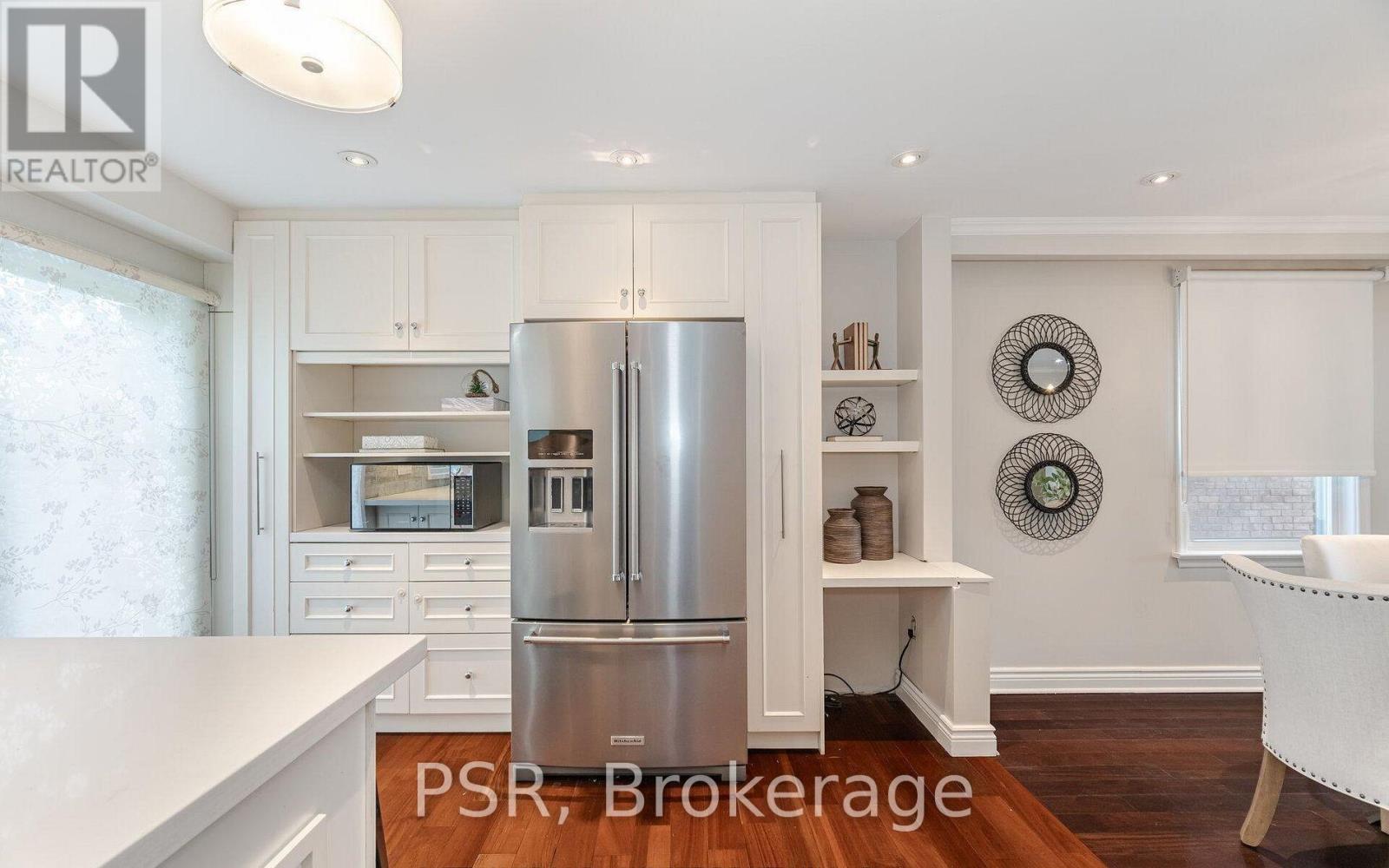 57 Stephen Drive, Toronto, Ontario  M8Y 3M8 - Photo 10 - W13058870