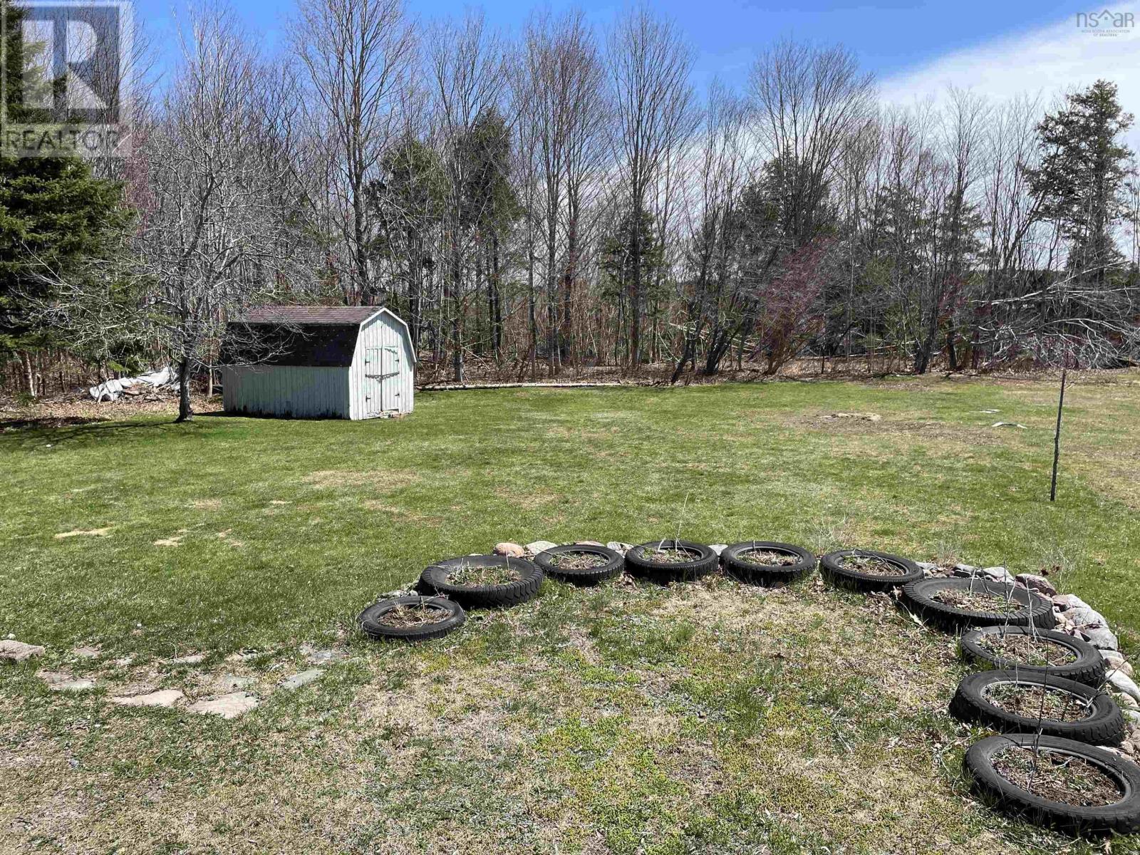 343 Salmon River Road, Valley, Nova Scotia  B6L 4E6 - Photo 16 - 202608986
