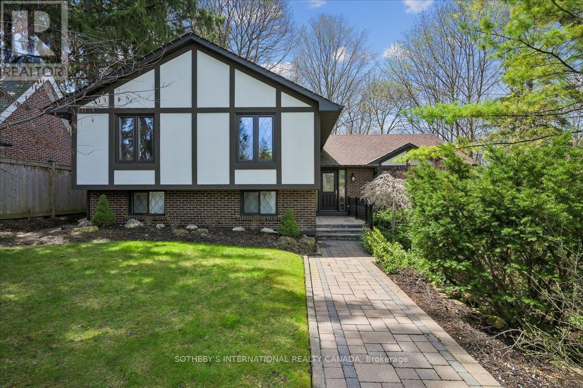 4 WALFORD ROAD, Toronto, Ontario