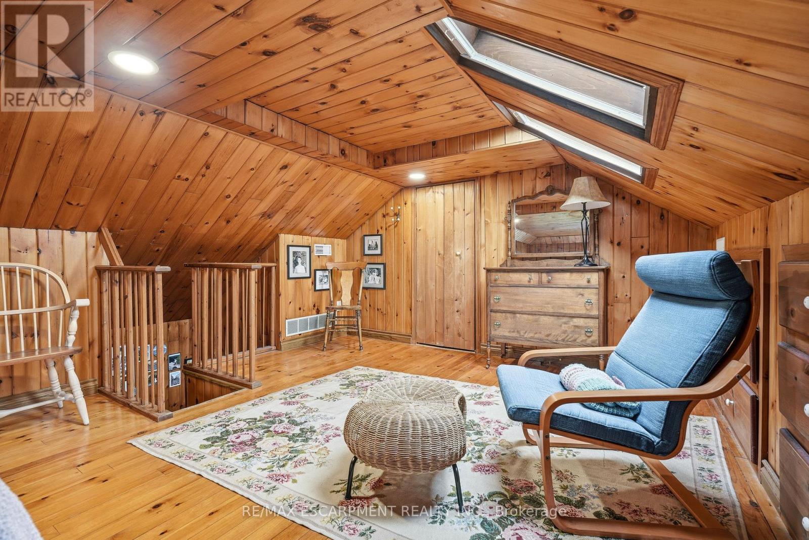 2116 Caroline Street, Burlington, Ontario  L7R 1L8 - Photo 30 - W13059038