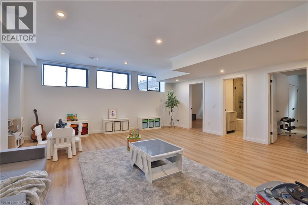 70 Upper Mount Albion Road, Hamilton, Ontario  L8J 2S1 - Photo 36 - 40824947