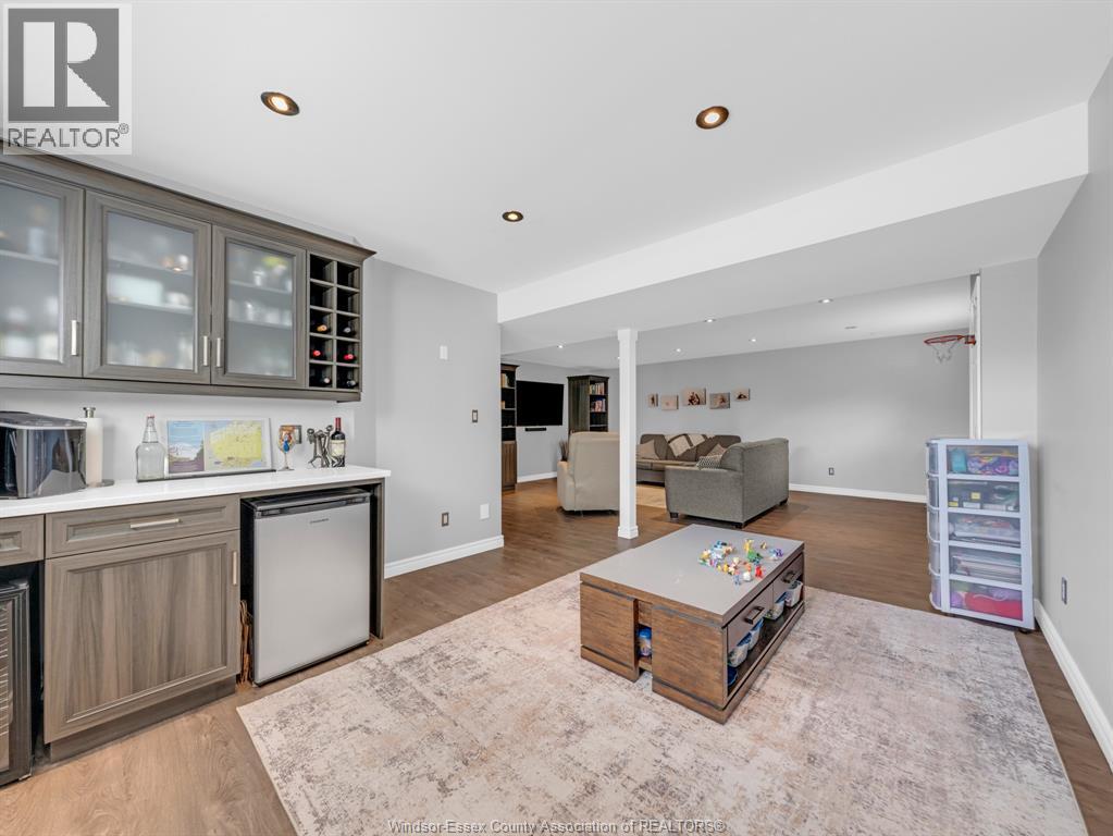 1002 King Richard Court, Lakeshore, Ontario  N8L 0T8 - Photo 28 - 26009584