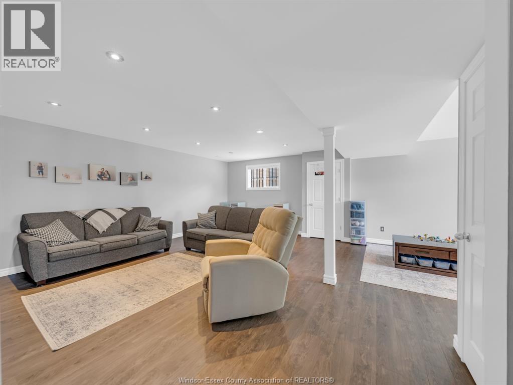 1002 King Richard Court, Lakeshore, Ontario  N8L 0T8 - Photo 31 - 26009584