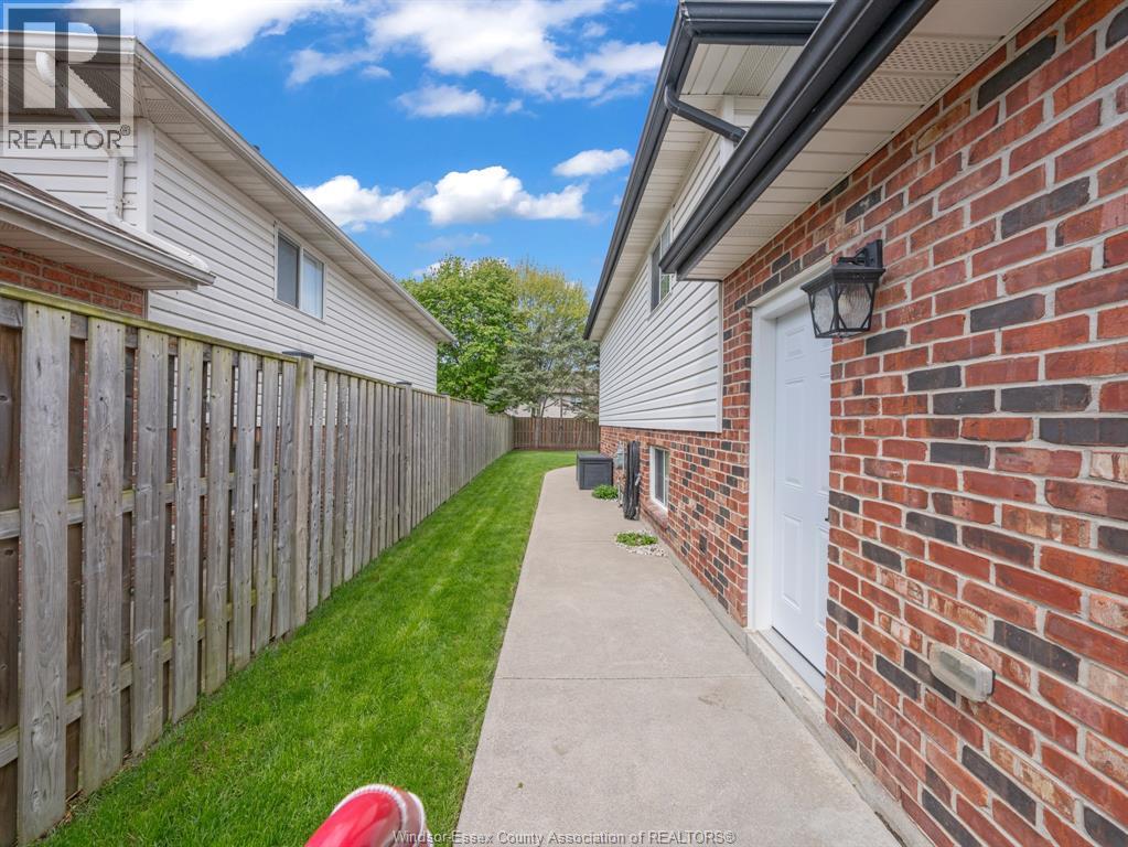 1002 King Richard Court, Lakeshore, Ontario  N8L 0T8 - Photo 43 - 26009584