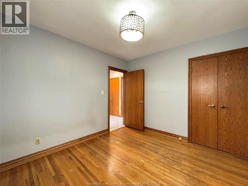 1595 Sun Valley, Windsor, Ontario  N9C 3R1 - Photo 16 - 26009580