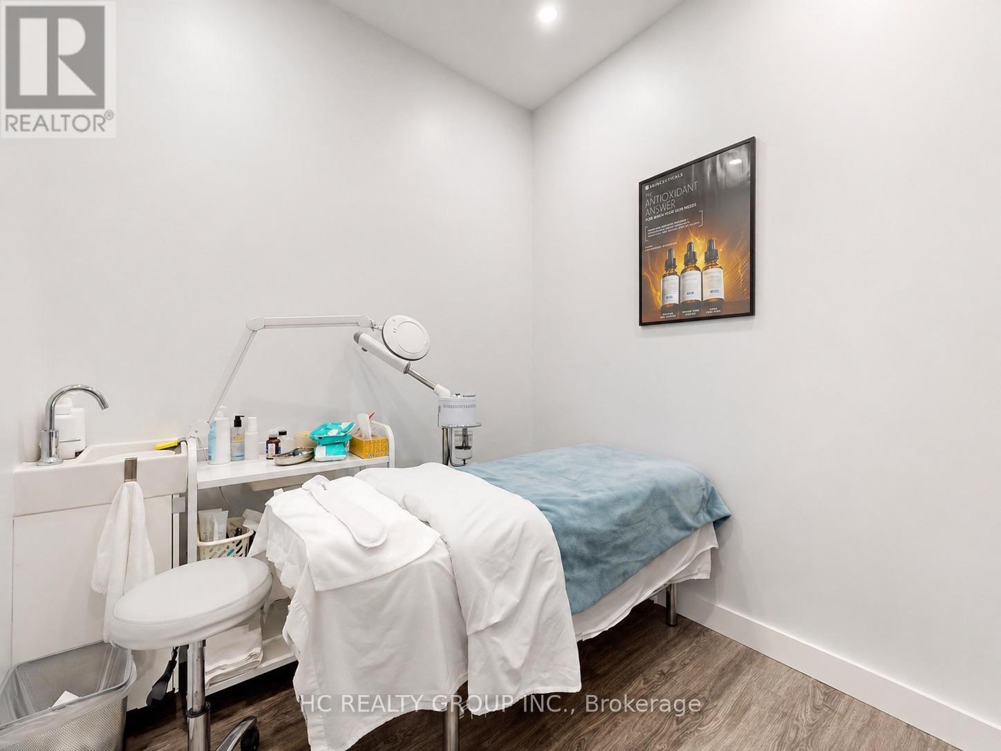 169 & 170 - 7181 Yonge Street, Markham, Ontario  L3T 0C7 - Photo 4 - N13055246