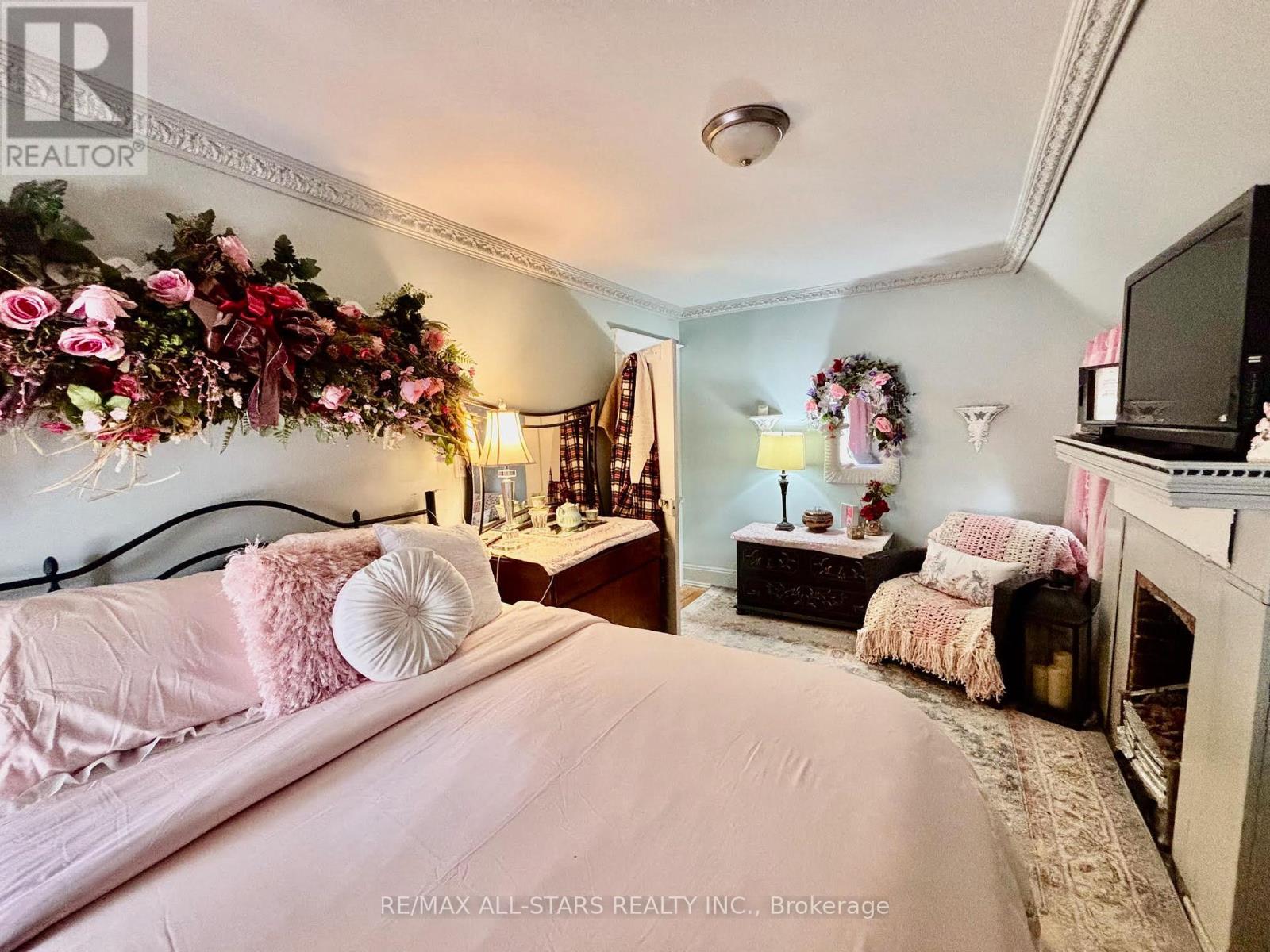 28 Simcoe Street, Kawartha Lakes, Ontario  K9V 2G4 - Photo 15 - X13053686