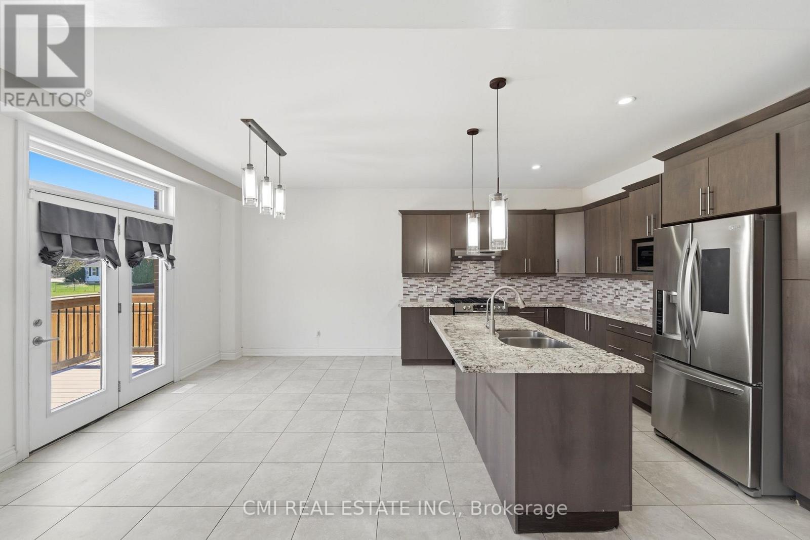 12 Mitten Court, Hamilton, Ontario  L8W 0B3 - Photo 13 - X13058812