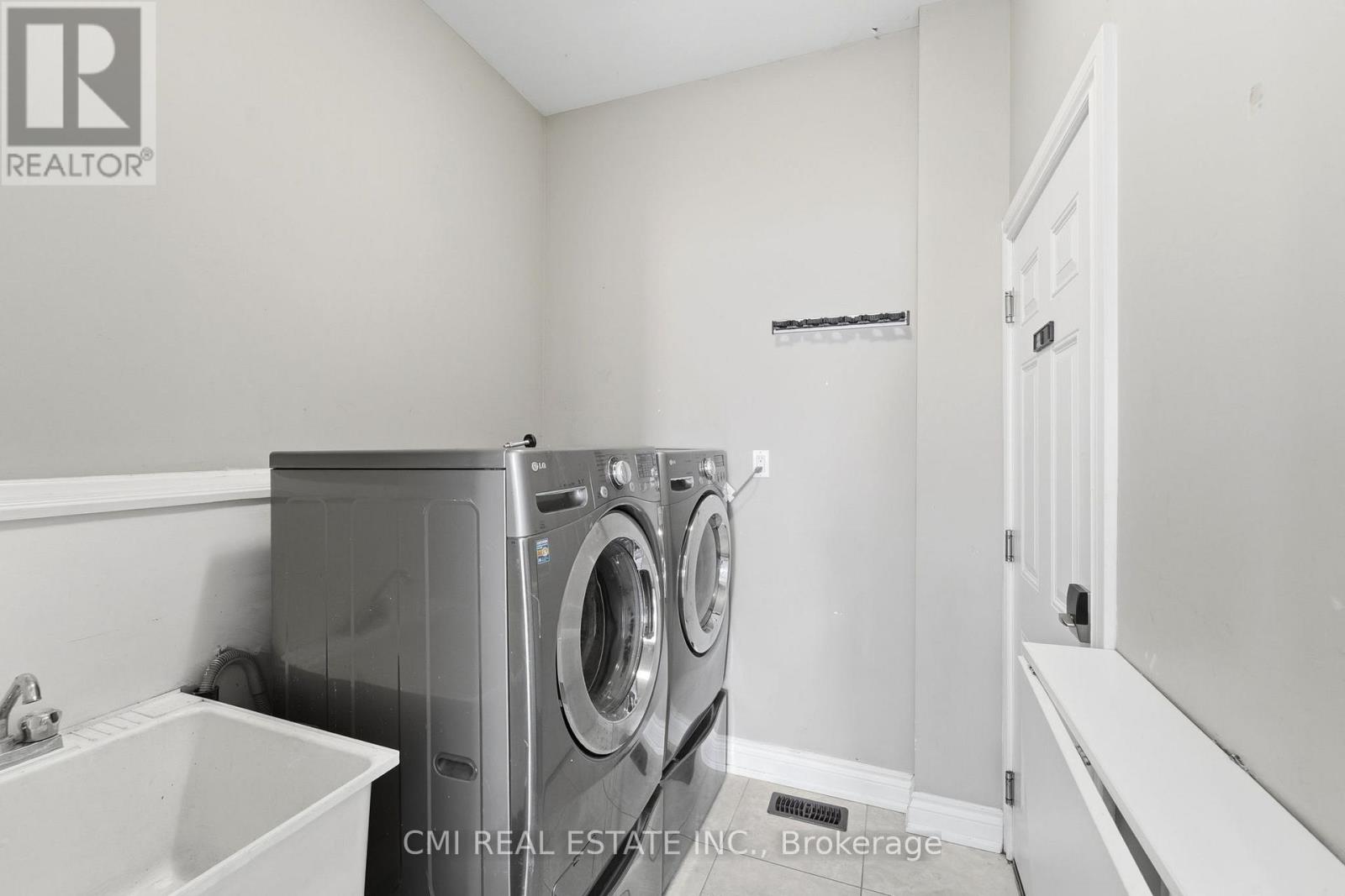 12 Mitten Court, Hamilton, Ontario  L8W 0B3 - Photo 30 - X13058812