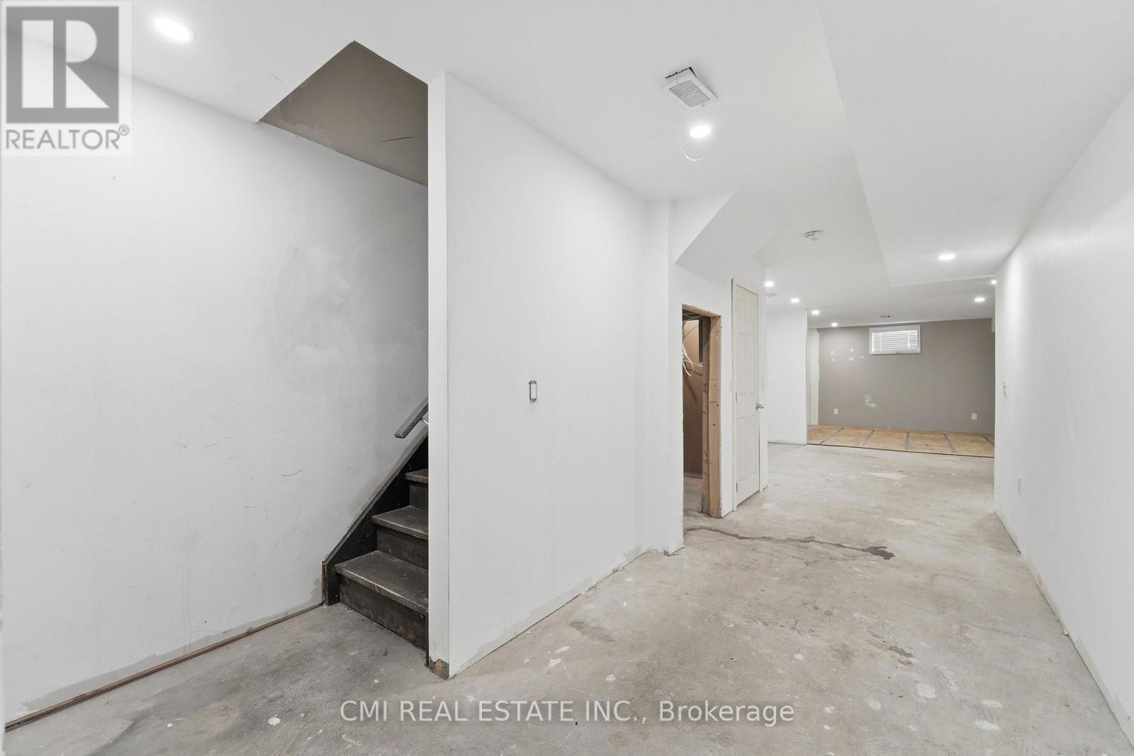 12 Mitten Court, Hamilton, Ontario  L8W 0B3 - Photo 31 - X13058812