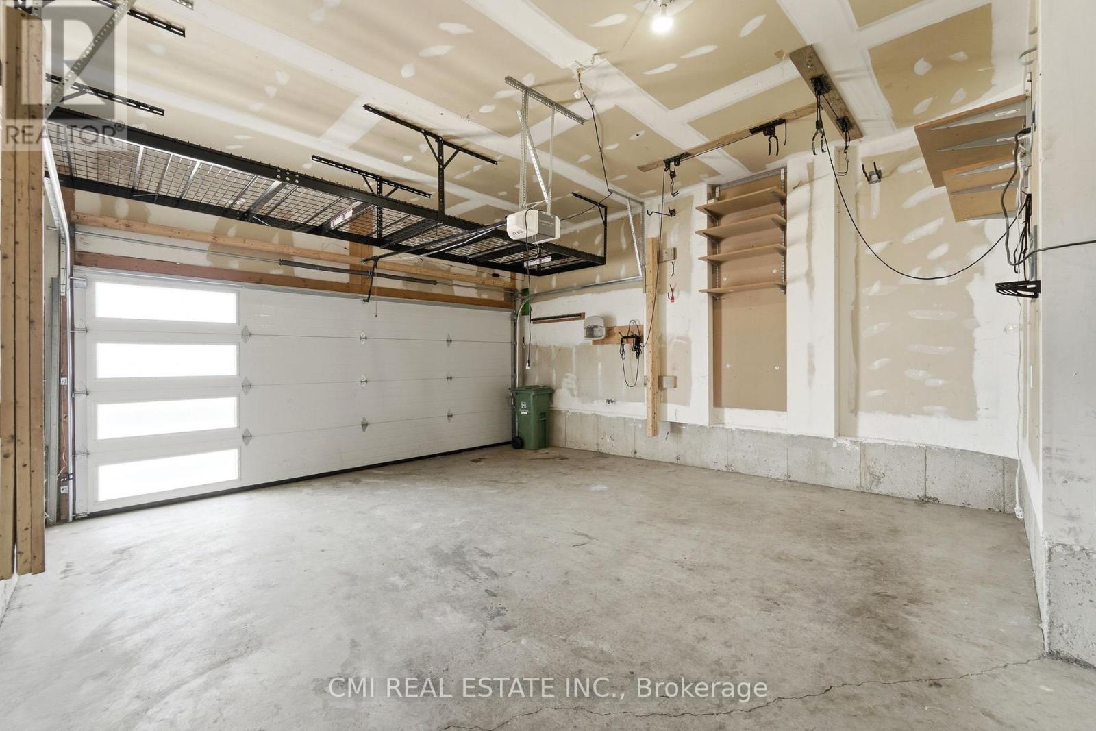 12 Mitten Court, Hamilton, Ontario  L8W 0B3 - Photo 37 - X13058812