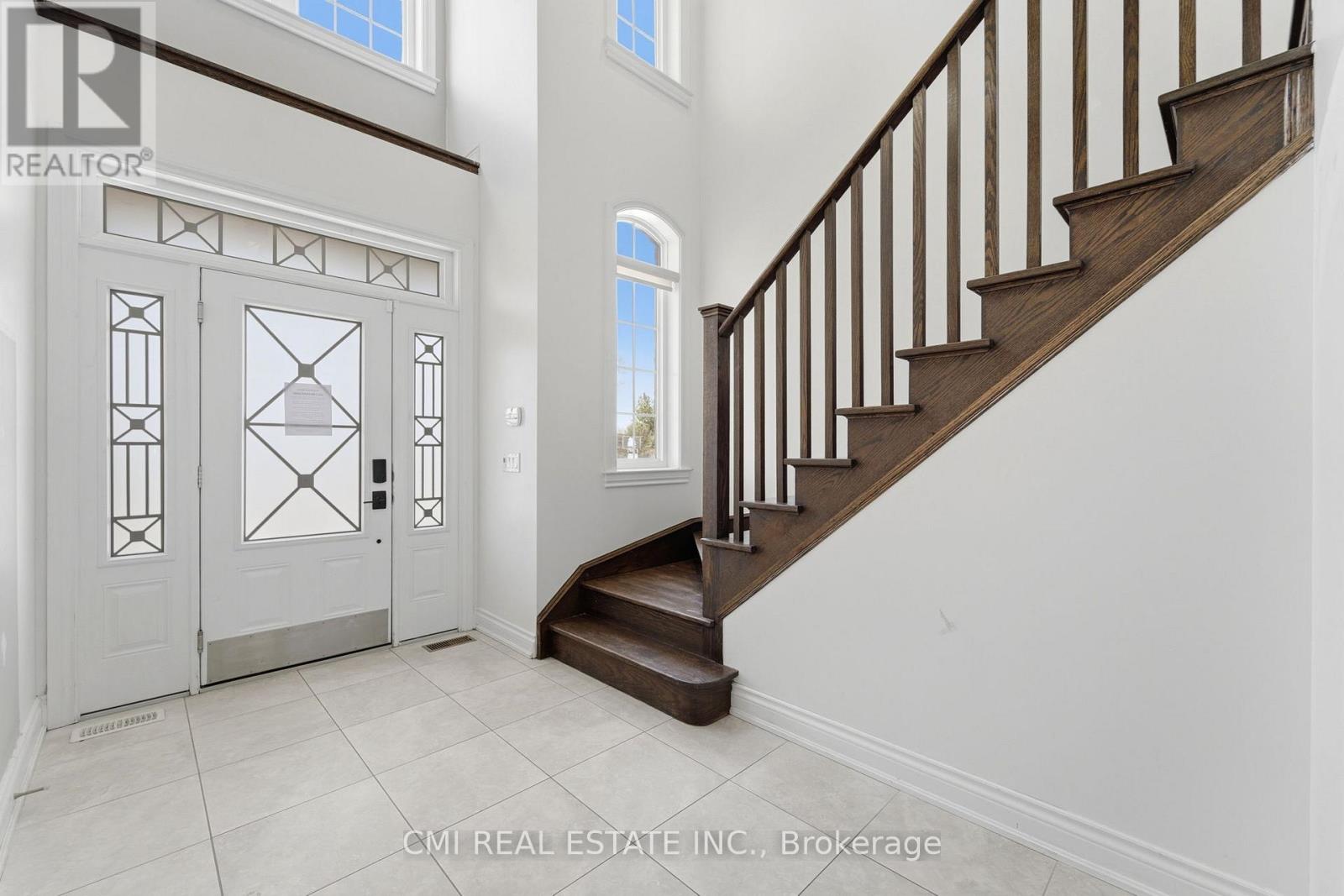 12 Mitten Court, Hamilton, Ontario  L8W 0B3 - Photo 7 - X13058812