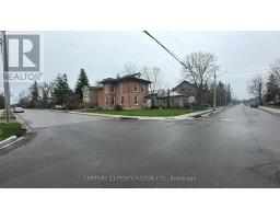 ROOM - 23 GLENELG STREET W, Kawartha Lakes, Ontario