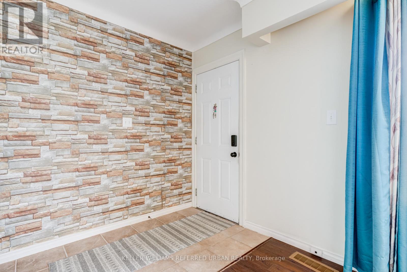 42 Louth Street, St. Catharines, Ontario  L2S 2T4 - Photo 4 - X13058892