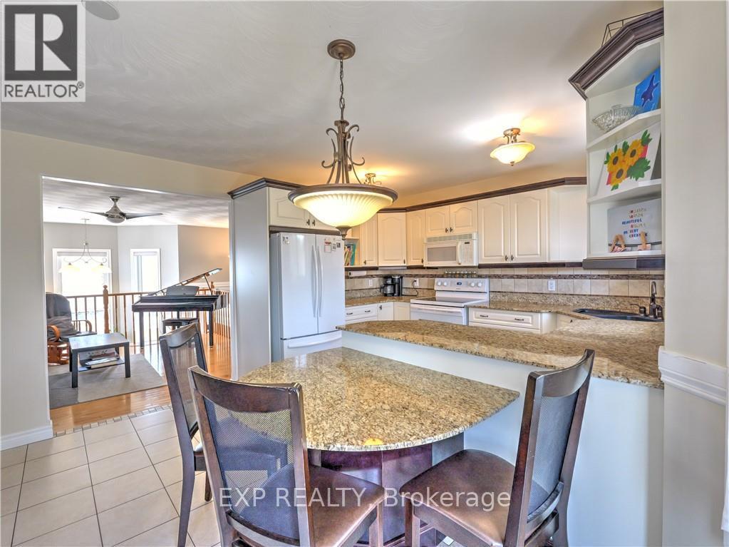 4343 Chateau Crescent, Greater Sudbury, Ontario  P3P 1Y6 - Photo 5 - X13058994