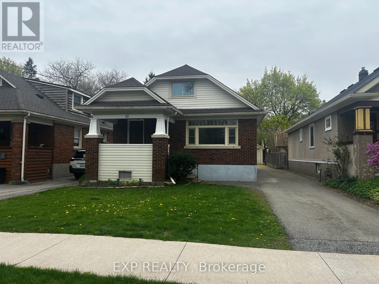 10 JUNKIN STREET, St. Catharines, Ontario