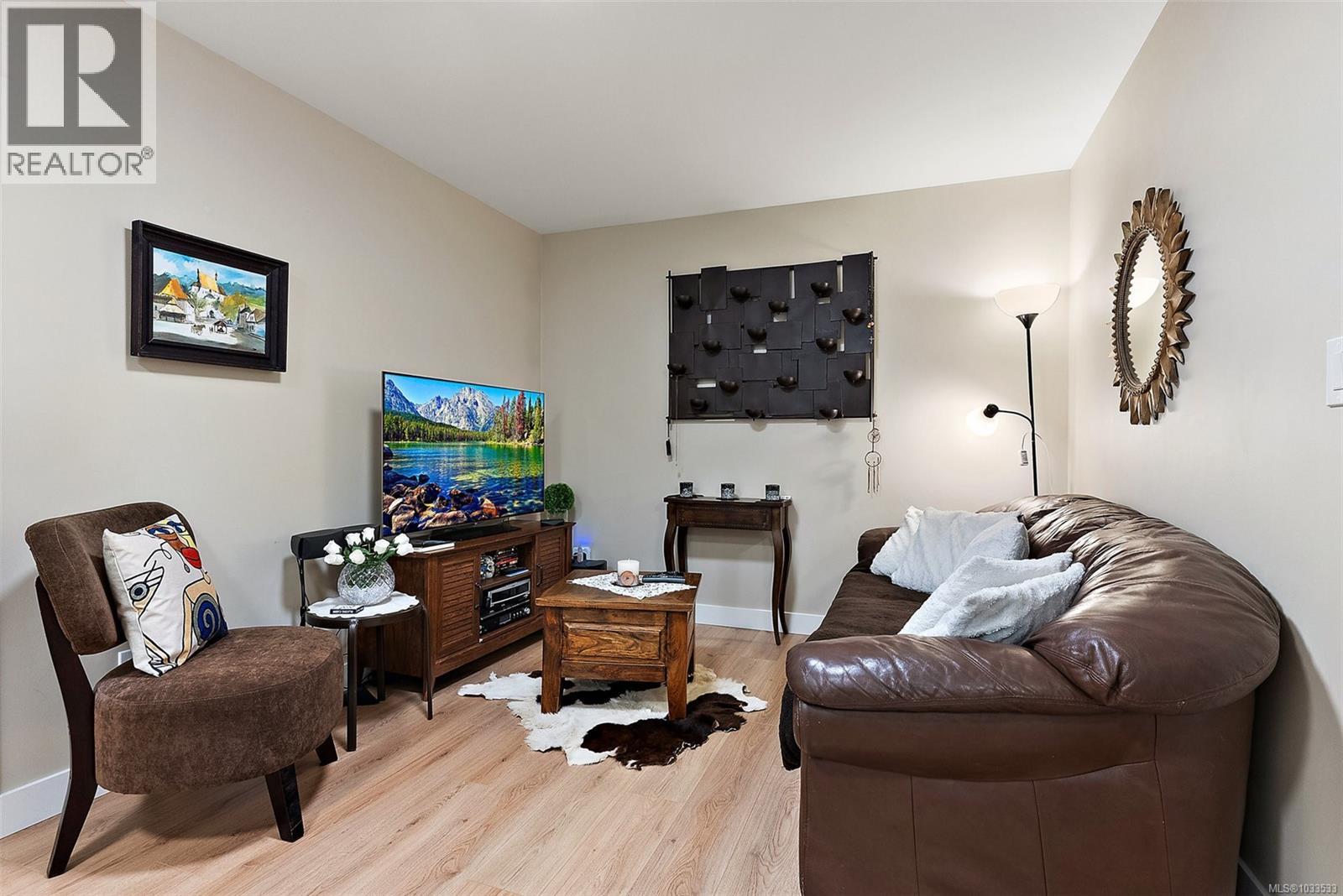 8 West Park Pl, View Royal, British Columbia  V9B 3R9 - Photo 19 - 1033533