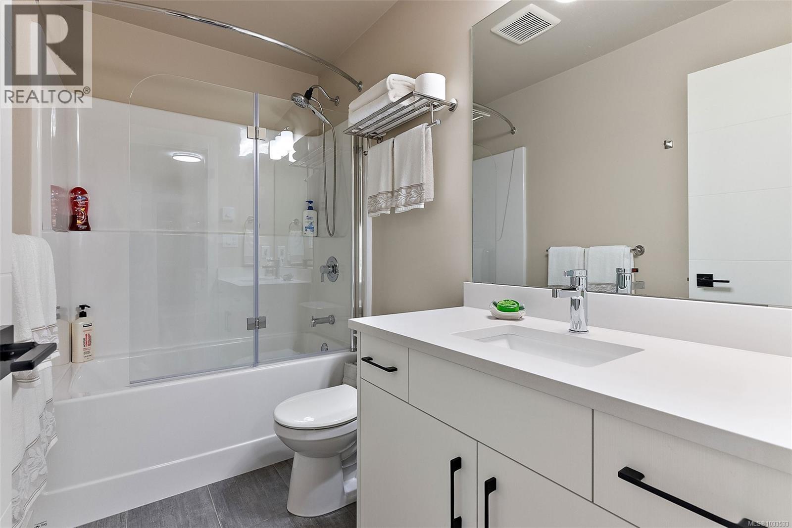 8 West Park Pl, View Royal, British Columbia  V9B 3R9 - Photo 20 - 1033533