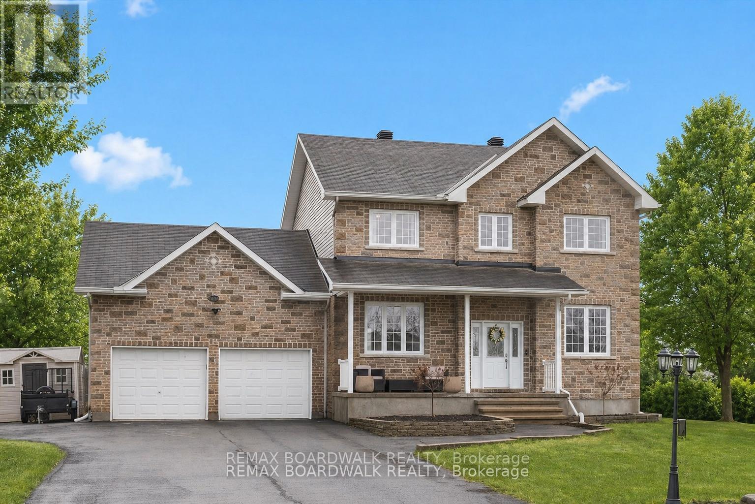 8044 CRAIG FARM DRIVE, Ottawa, Ontario