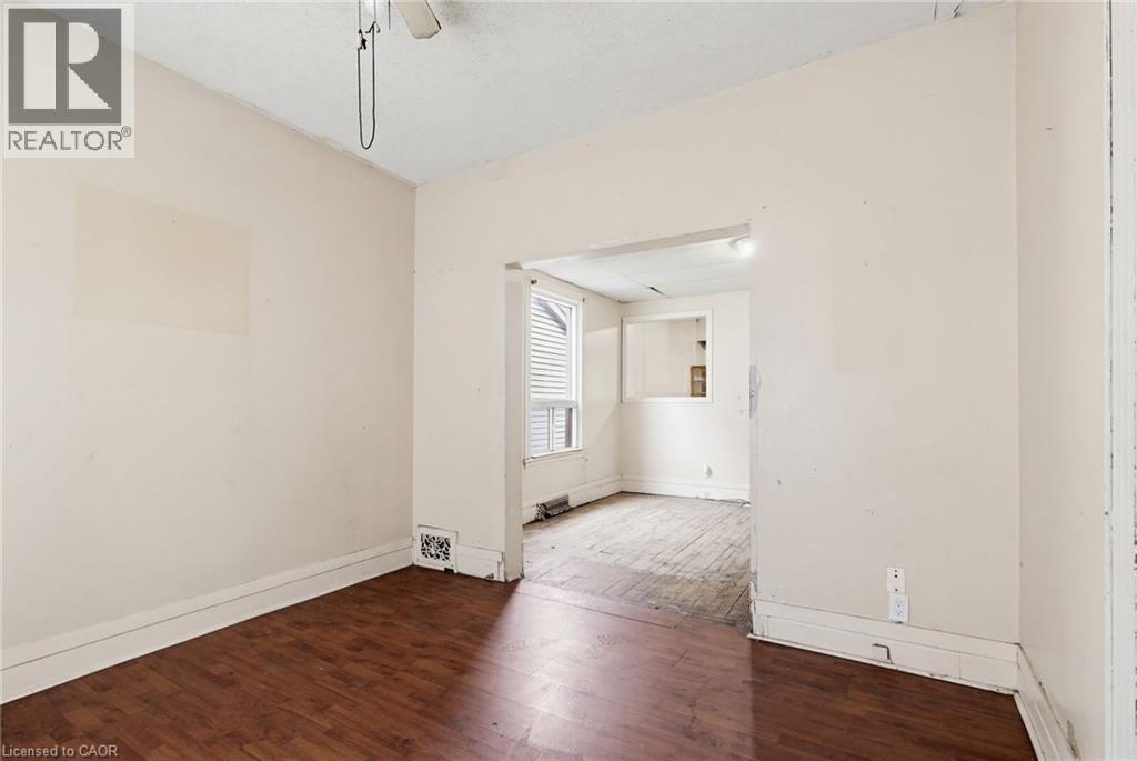 39 Munroe Street, Hamilton, Ontario  L8L 3V6 - Photo 7 - 40825292