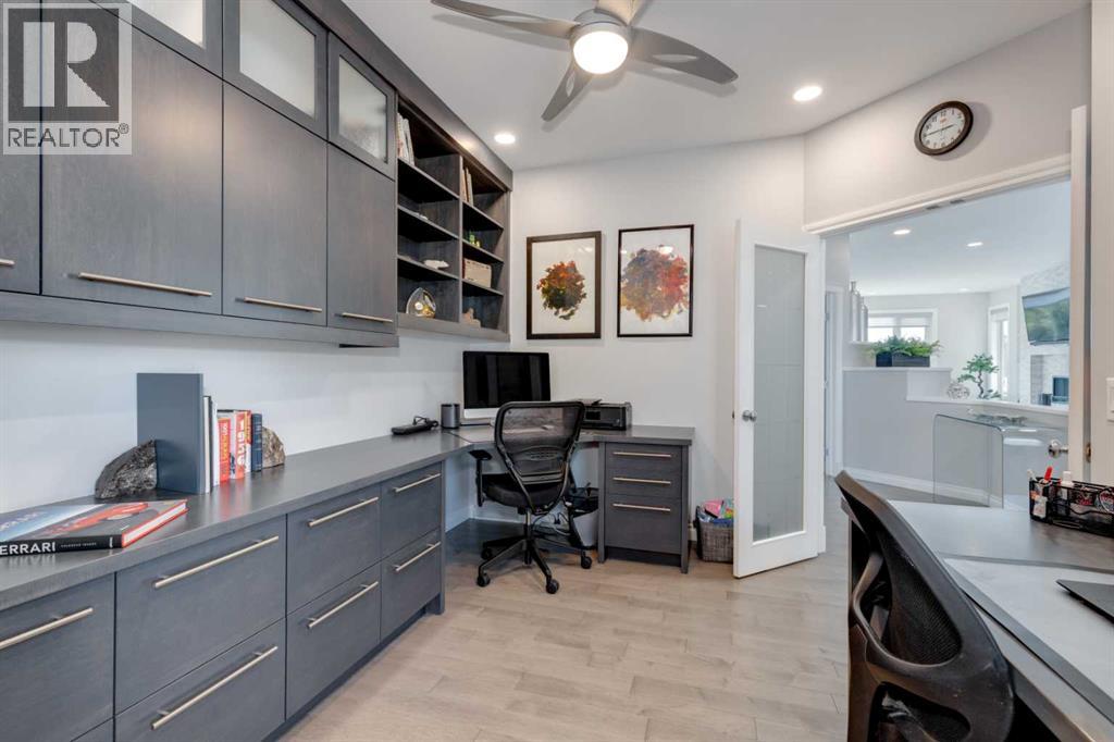 8 Cameron Close, Okotoks, Alberta  T1S 1V1 - Photo 23 - A2279771