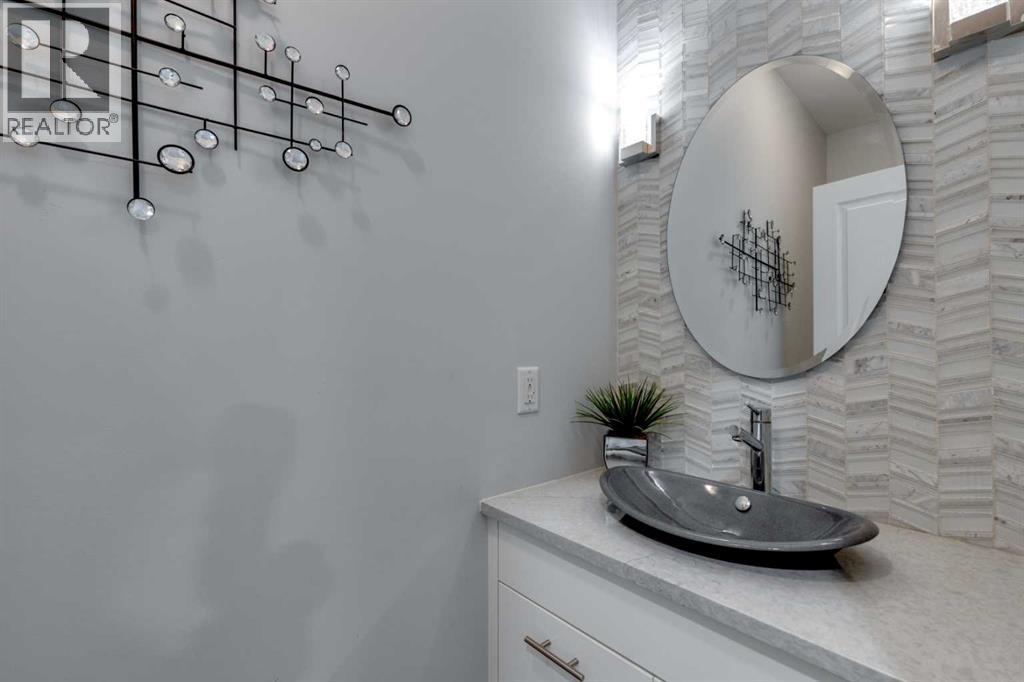 8 Cameron Close, Okotoks, Alberta  T1S 1V1 - Photo 30 - A2279771