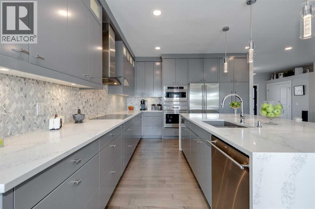 8 Cameron Close, Okotoks, Alberta  T1S 1V1 - Photo 12 - A2279771