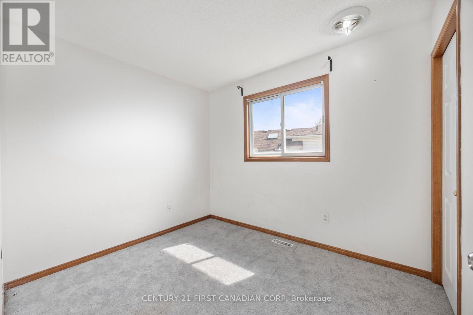 351 Fleming Drive, London East, Ontario  N5V 4Y6 - Photo 19 - X13059224