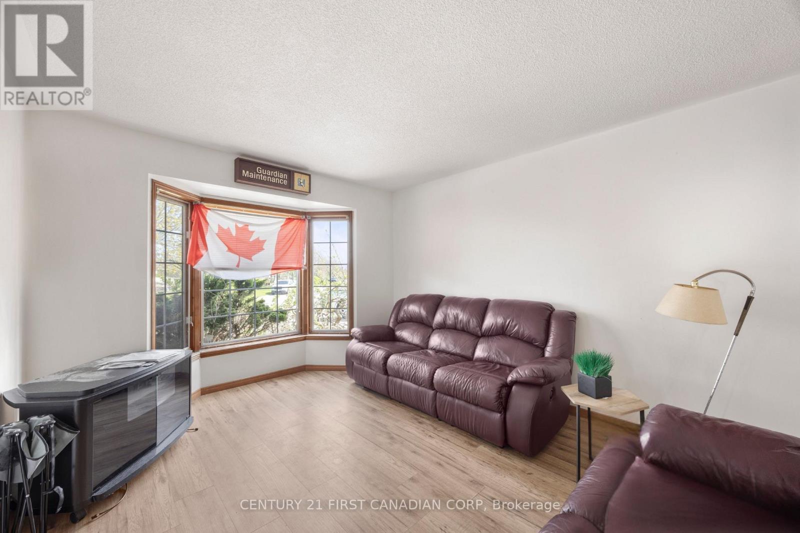 351 Fleming Drive, London East, Ontario  N5V 4Y6 - Photo 8 - X13059224