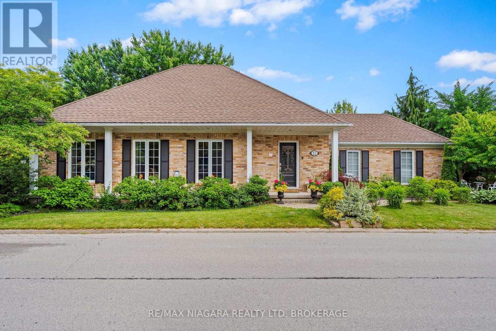 12 Pinot Trail, Niagara-On-The-Lake, Ontario  L0S 1J0 - Photo 34 - X12795810