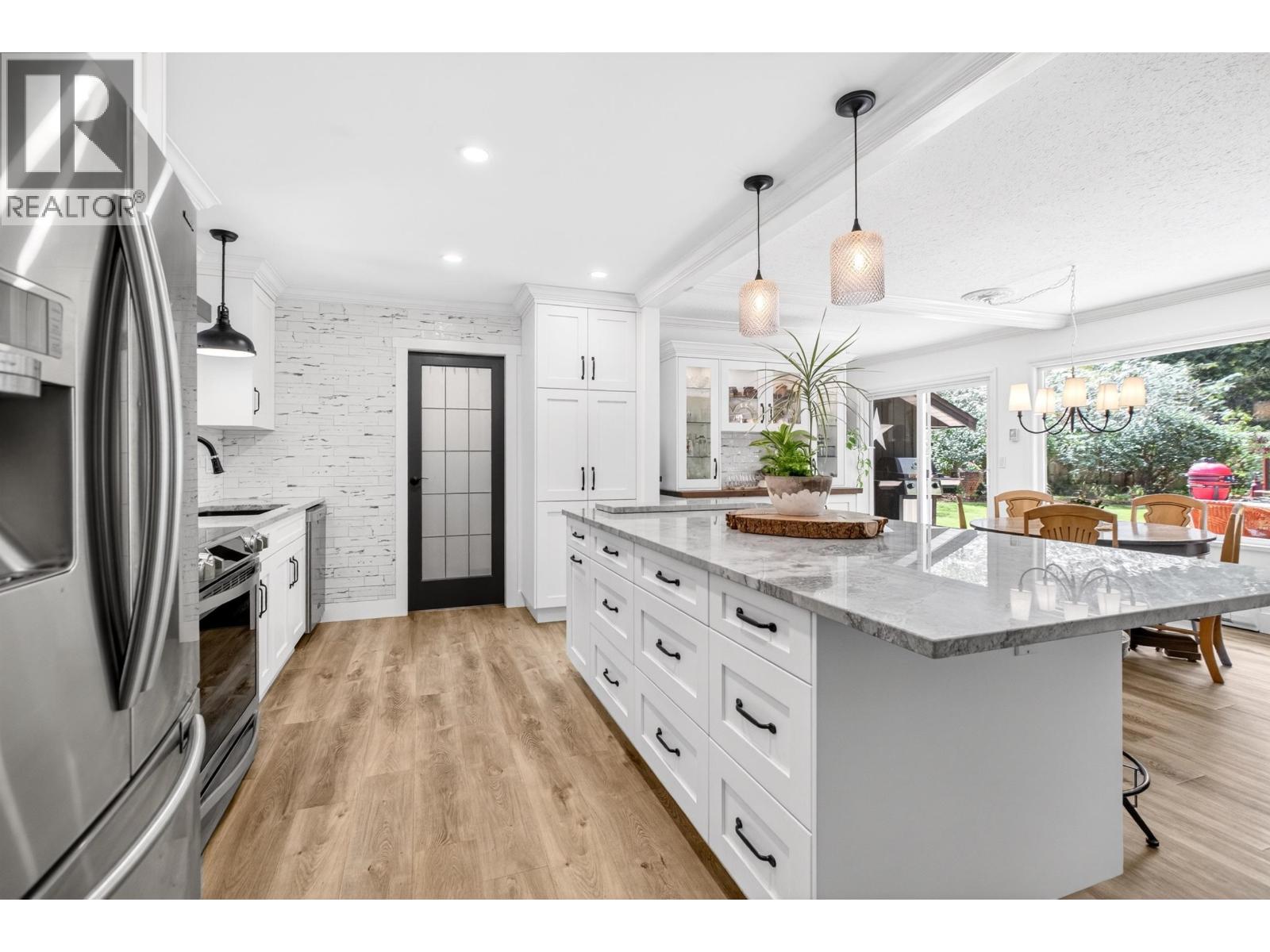 11367 261 Street, Maple Ridge, British Columbia  V2W 1H2 - Photo 7 - R3116123