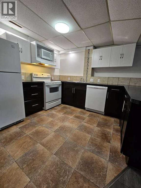 23 Strong Avenue SE, Medicine Hat, Alberta  T1B 3E8 - Photo 30 - A2294858