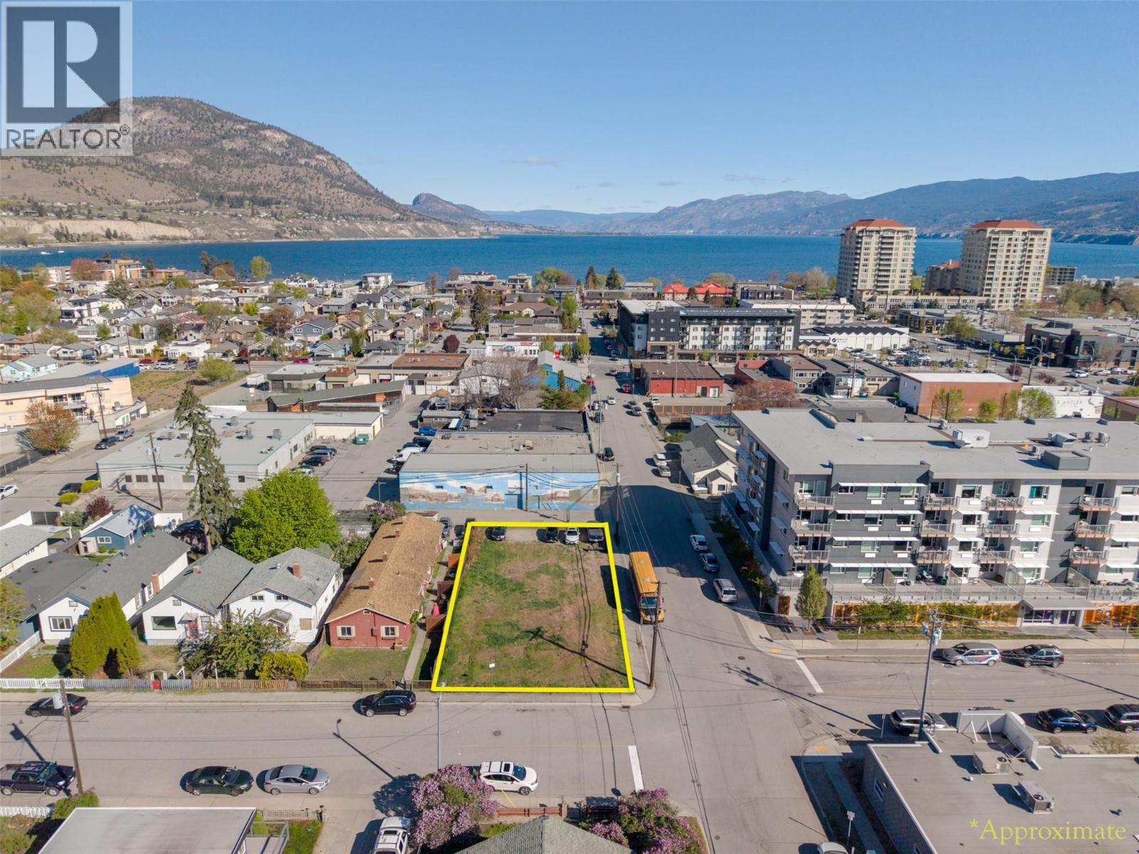 303 Nanaimo Avenue W, Penticton, British Columbia