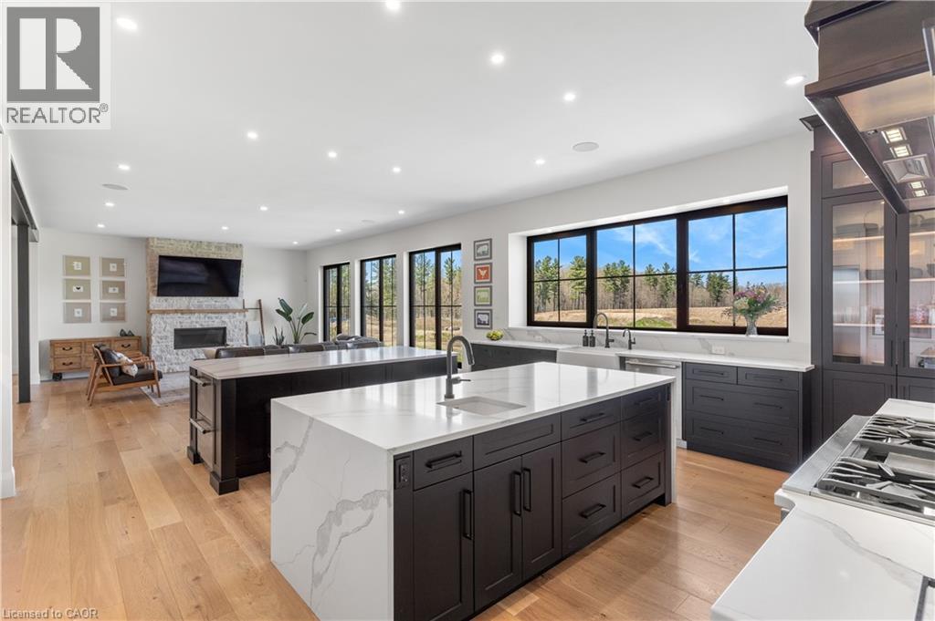 742 Country Squire Road, Waterloo, Ontario  N2J 4G8 - Photo 17 - 40824525