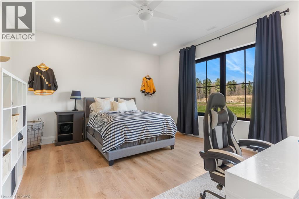 742 Country Squire Road, Waterloo, Ontario  N2J 4G8 - Photo 39 - 40824525