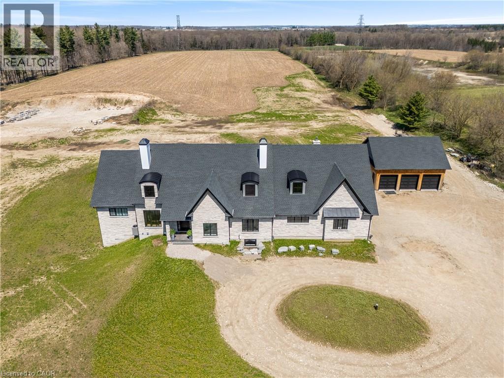 742 Country Squire Road, Waterloo, Ontario  N2J 4G8 - Photo 4 - 40824525