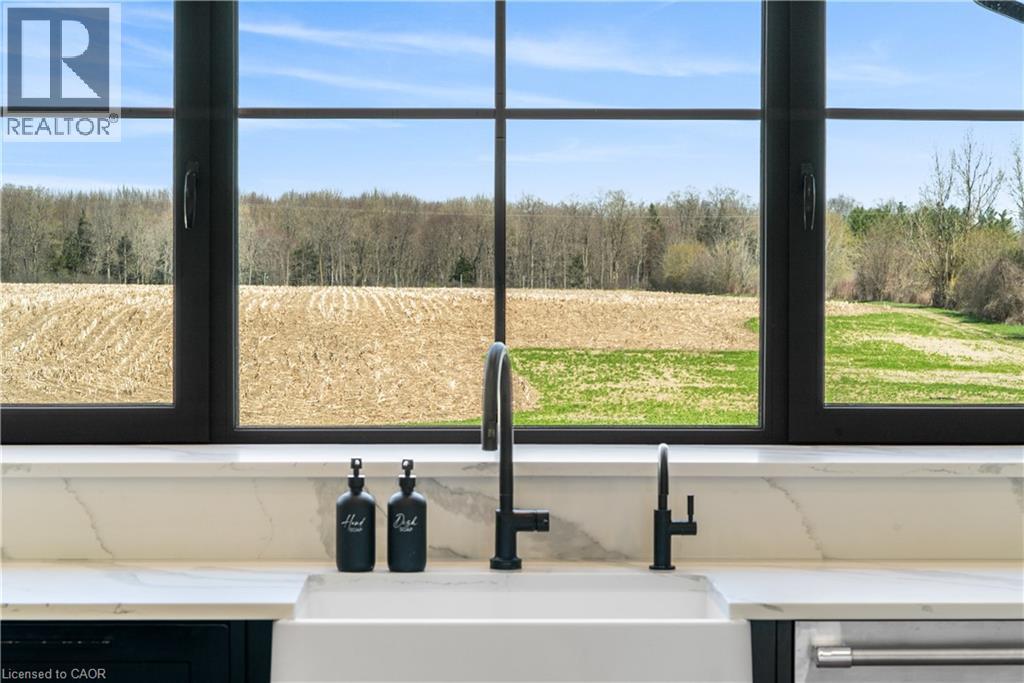 742 Country Squire Road, Waterloo, Ontario  N2J 4G8 - Photo 18 - 40824525