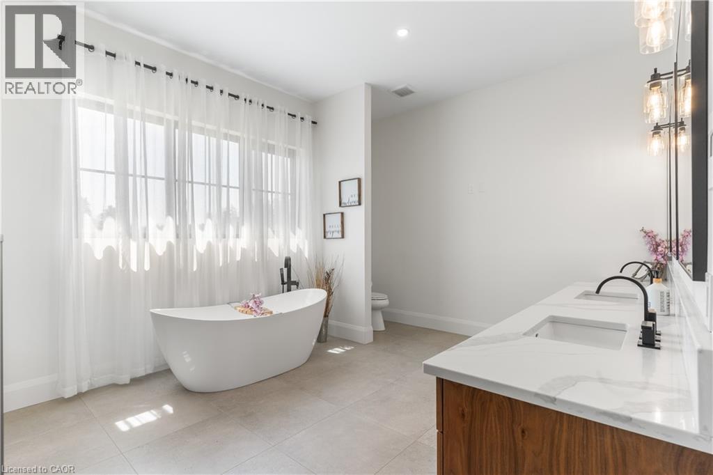 742 Country Squire Road, Waterloo, Ontario  N2J 4G8 - Photo 29 - 40824525