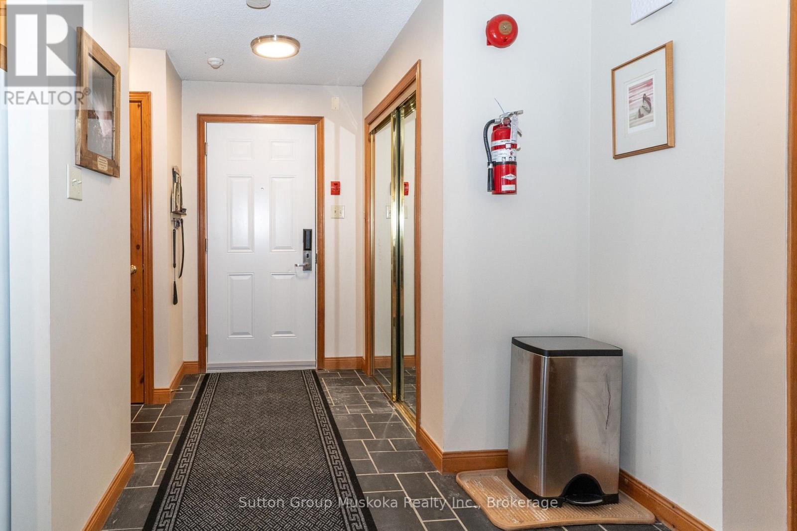 22-102 Oakridge - Deerhurst Resort Drive, Huntsville, Ontario  P1H 2E8 - Photo 24 - X12904142