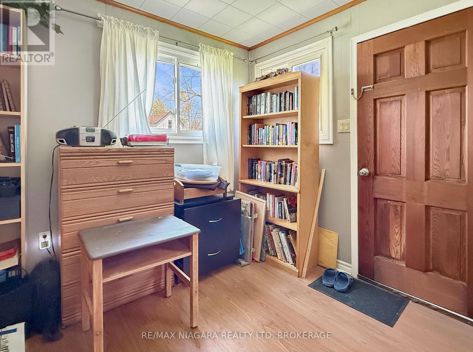 228 Courtwright Street, Fort Erie (Central), Ontario  L2A 2R8 - Photo 18 - X13059158