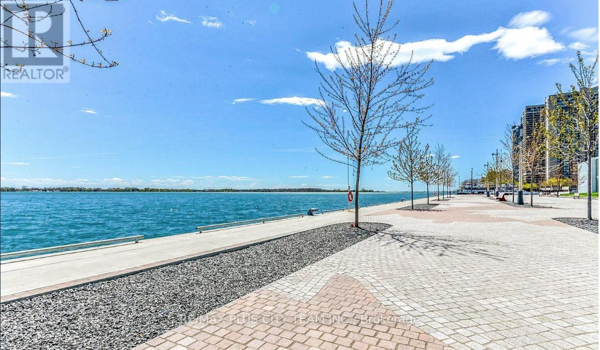 202 - 39 Queens Quay E, Toronto, Ontario  M5E 0A5 - Photo 32 - C13037310