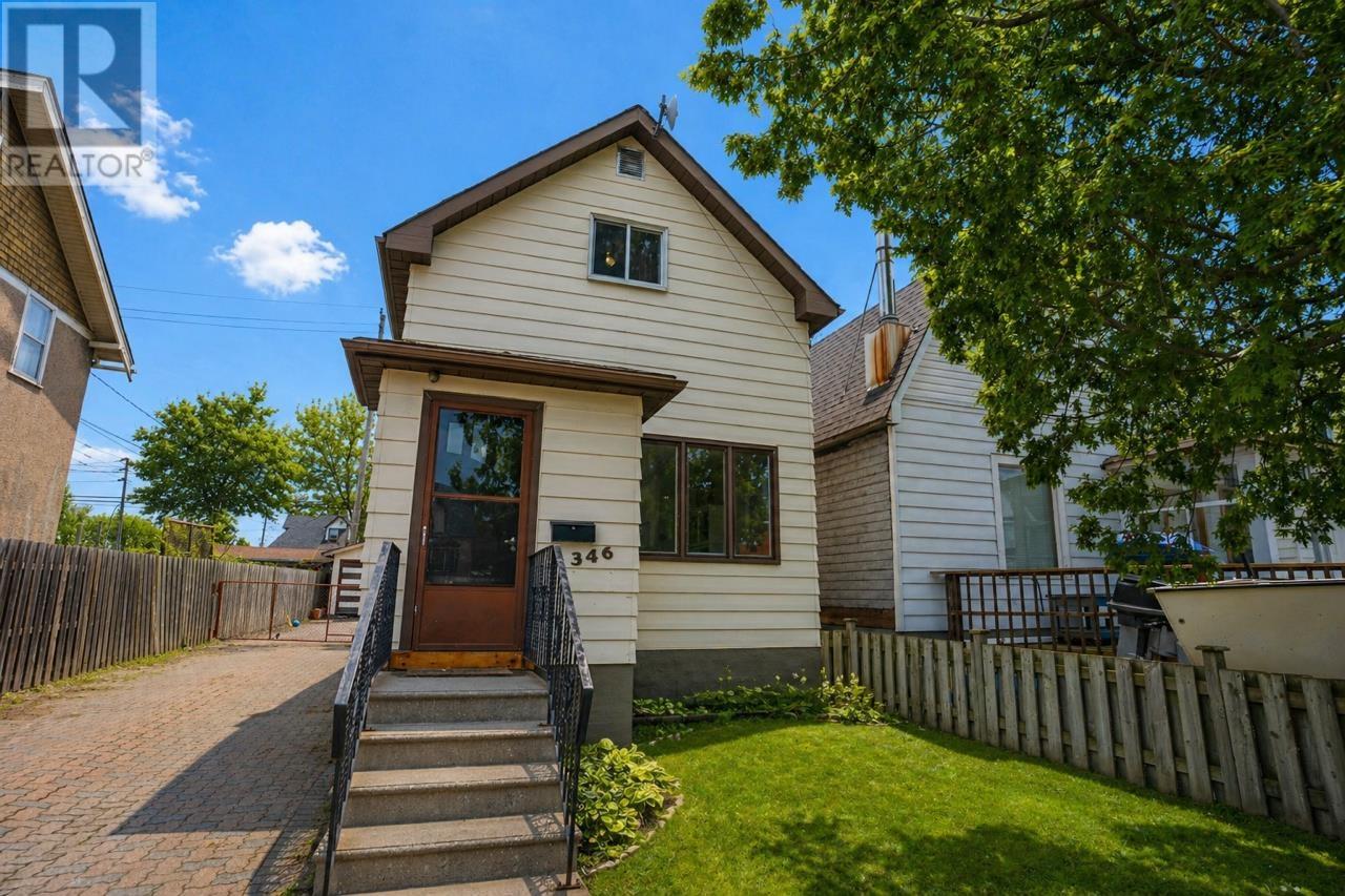 346 Harold St N, Thunder Bay, Ontario  P7C 4C6 - Photo 3 - TB2600845