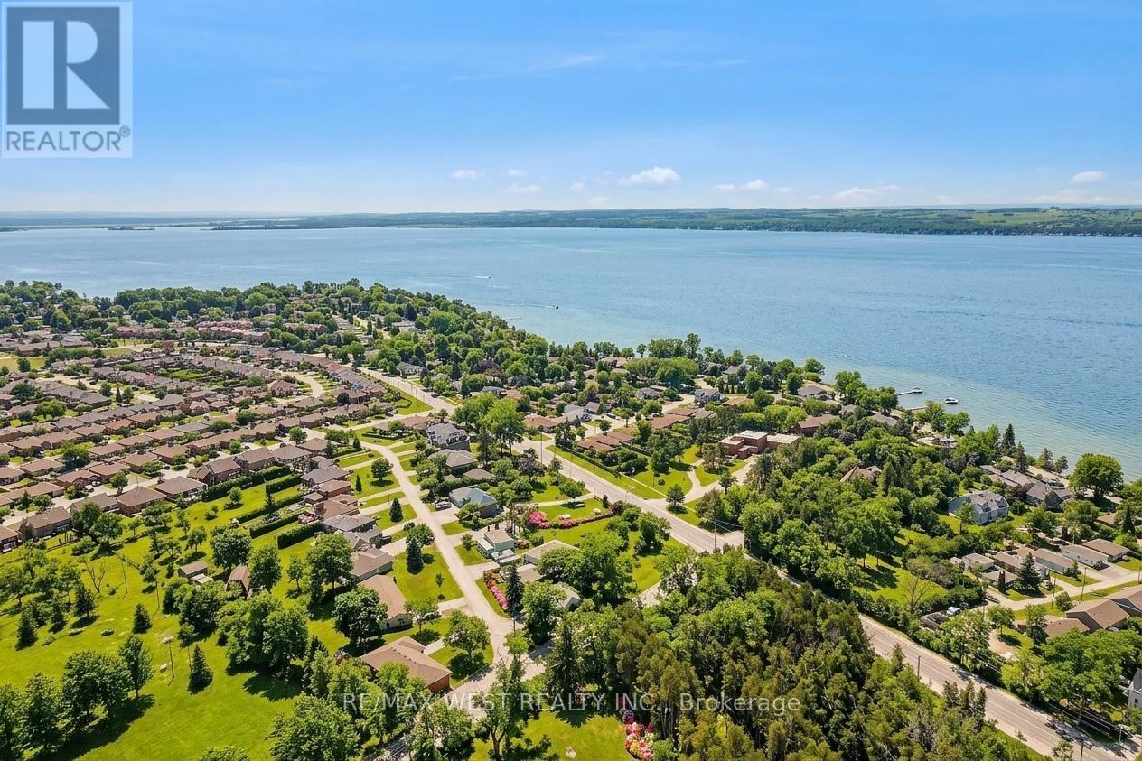 30 Quiet Heights Lane, Georgina, Ontario  L4P 3C8 - Photo 18 - N13058926