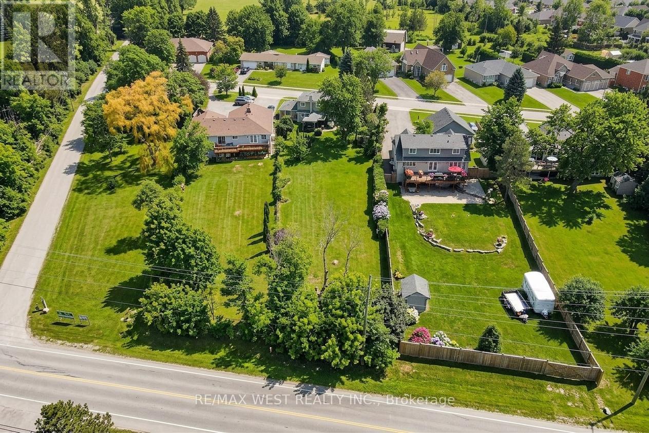 30 Quiet Heights Lane, Georgina, Ontario  L4P 3C8 - Photo 17 - N13058926