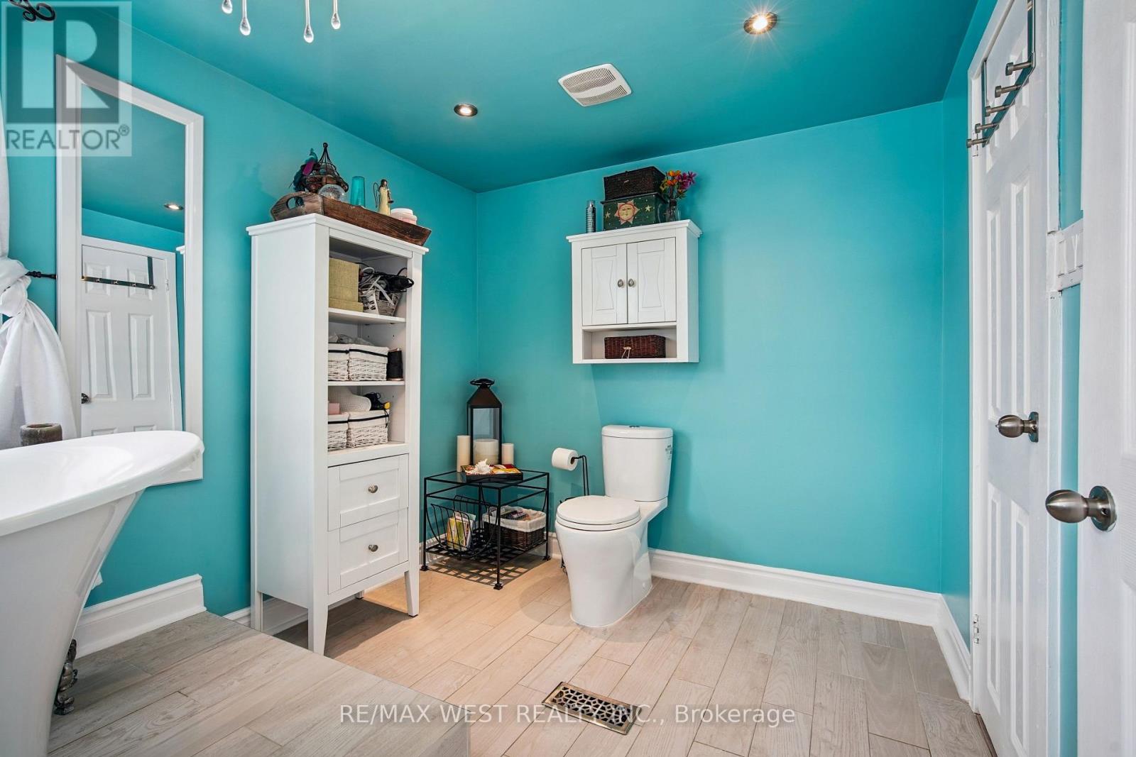 30 Quiet Heights Lane, Georgina, Ontario  L4P 3C8 - Photo 10 - N13058926