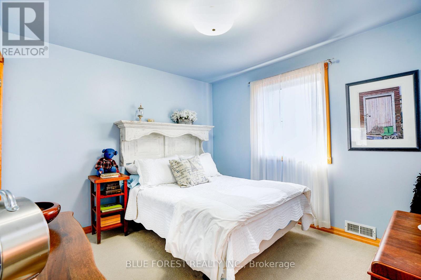 174 Mcarthur Street, Dutton/dunwich, Ontario  N0L 1J0 - Photo 31 - X12842618